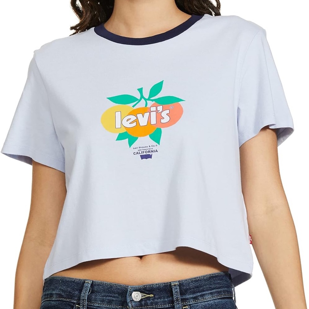 Levi's Women's Slim Fit Graphic T-Shirt - Picture 3 of 5